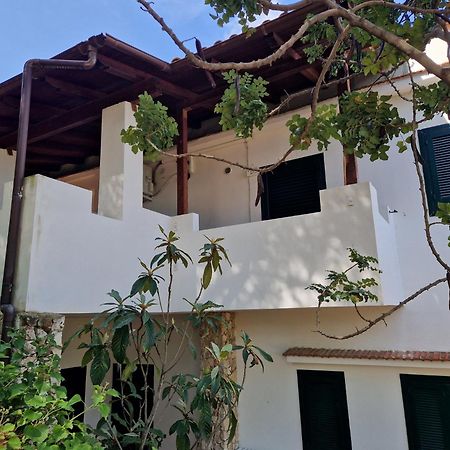 Residence Gli Stingi Весте Екстериор снимка